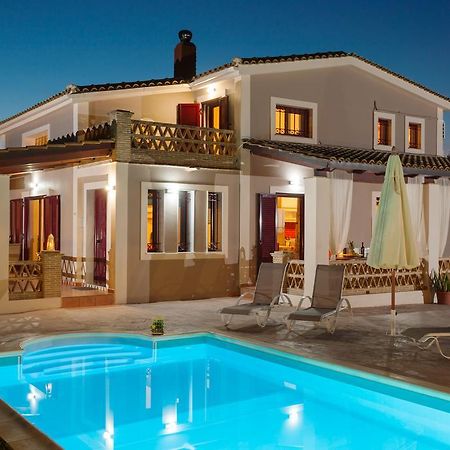 Evalexia Villa - Luxury Villa With Private Pool Near Laganas Perfect For Groups By Villa Mana Gers กาลามากี ภายนอก รูปภาพ