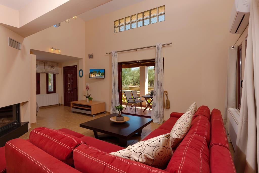 Evalexia Villa - Luxury Villa With Private Pool Near Laganas Perfect For Groups By Villa Mana Gers กาลามากี ภายนอก รูปภาพ