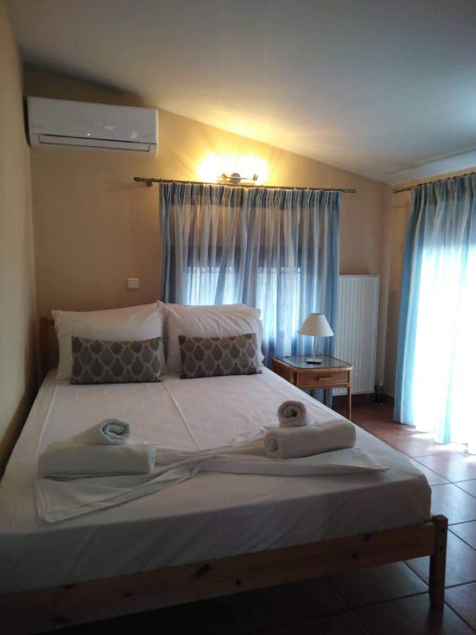 Evalexia Villa - Luxury Villa With Private Pool Near Laganas Perfect For Groups By Villa Mana Gers กาลามากี ภายนอก รูปภาพ